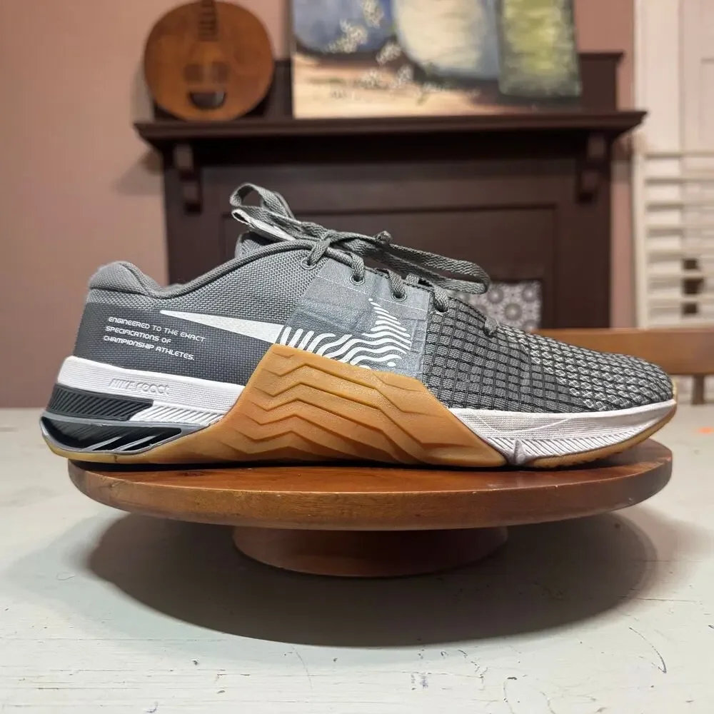 Nike Metcon 8 Smoke Grey Gum Mens Size 11.5 Sneaker Shoes DO9328-002